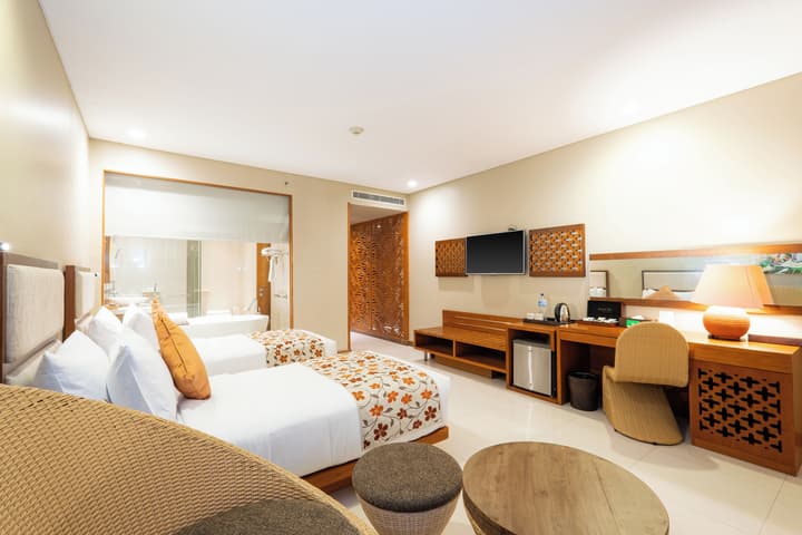 VOUK Hotel & Suites