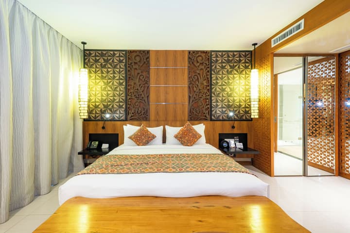 VOUK Hotel & Suites