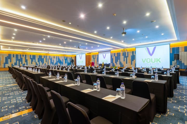 VOUK Hotel & Suites