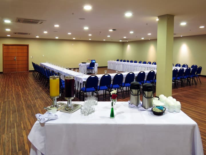 Hotel Intercity Manaus