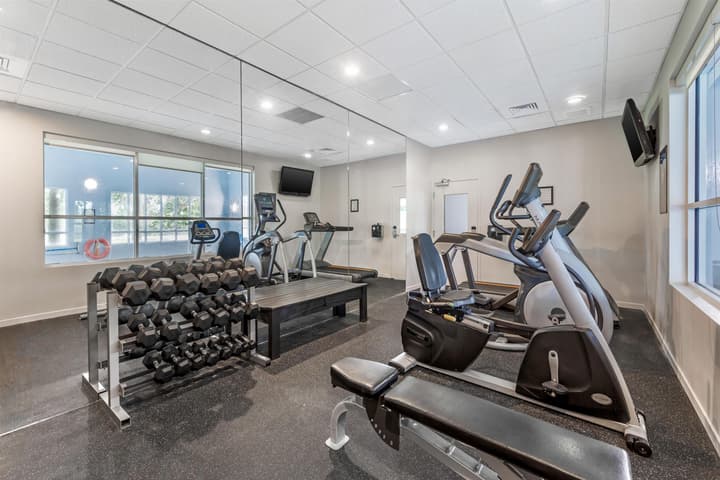 Best Western Plus Miami Airport North Hotel & Suites
