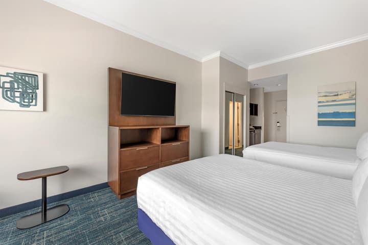 Best Western Plus Miami Airport North Hotel & Suites