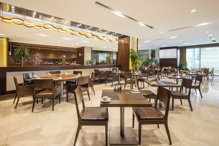 Ramada Plaza by Wyndham Istanbul Tekstilkent