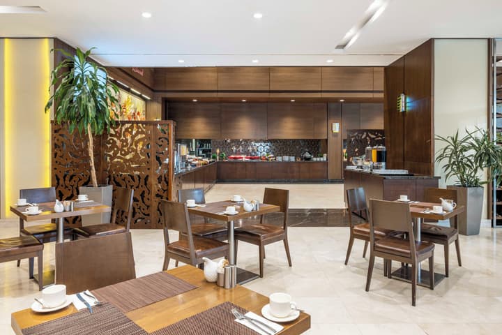 Ramada Plaza by Wyndham Istanbul Tekstilkent