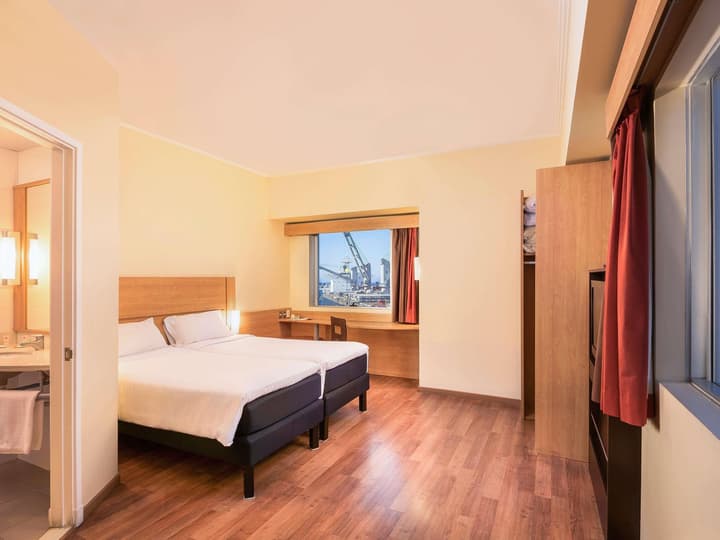 Ibis Valparaiso