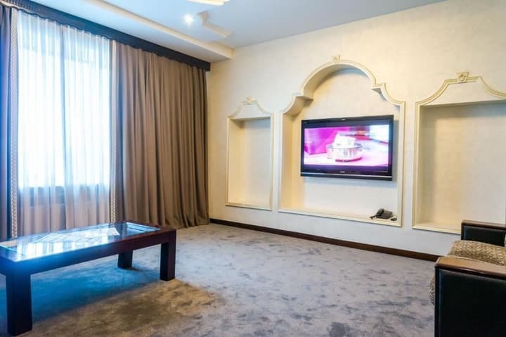 Royal Palace Hotel
