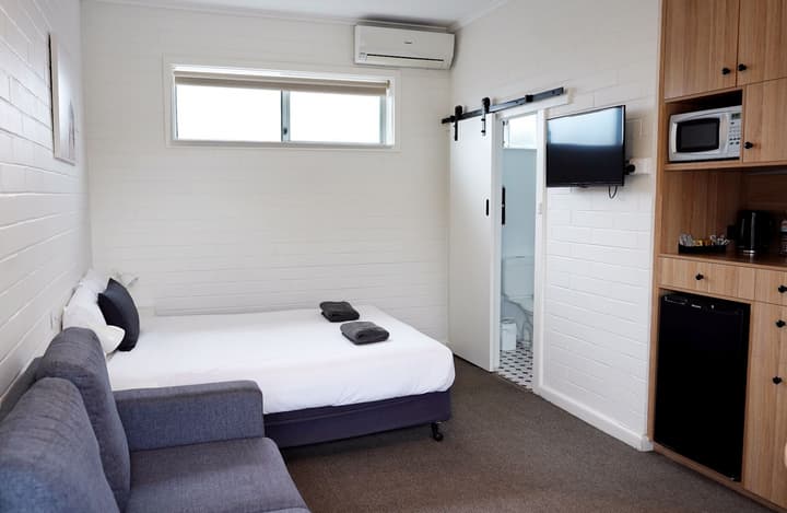 Guichen Bay Motel