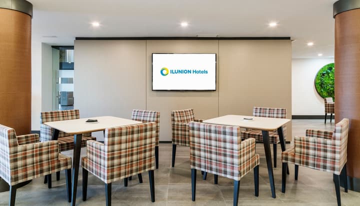 Hotel ILUNION Las Lomas