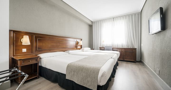 Hotel ILUNION Las Lomas