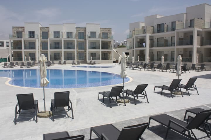 Amphora Hotel & Suites