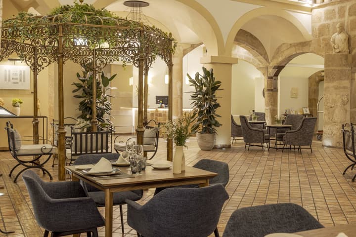 Hotel ILUNION Mérida Palace