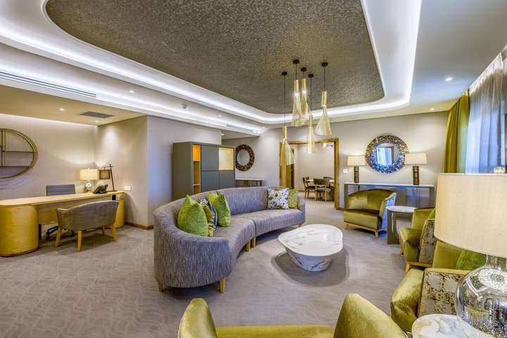 Radisson Hotel and Convention Centre OR Tambo Airport