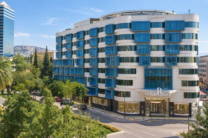 Renaissance Izmir Hotel
