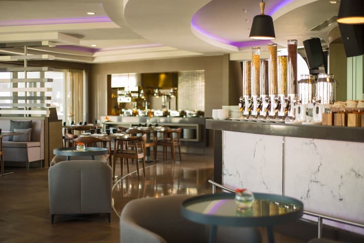 Renaissance Izmir Hotel
