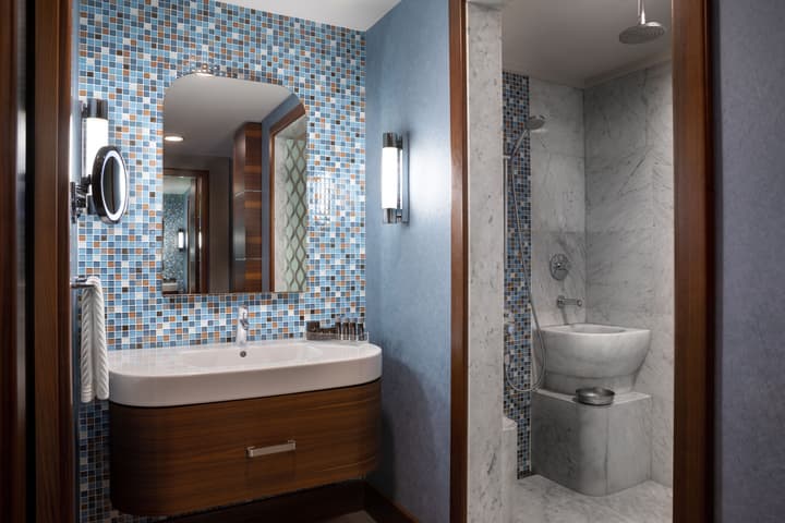 Renaissance Izmir Hotel