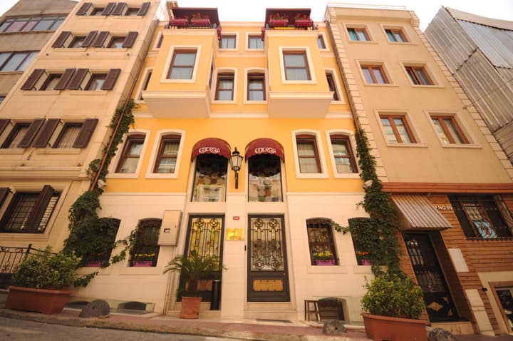 Ottopera Hotel