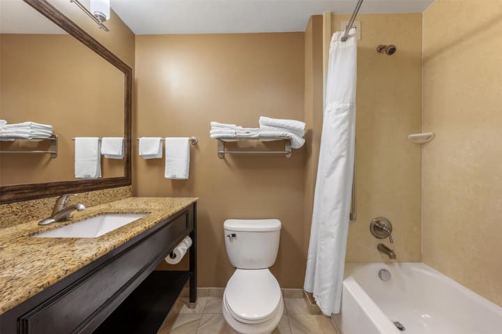 Best Western Plus College Park Hotel