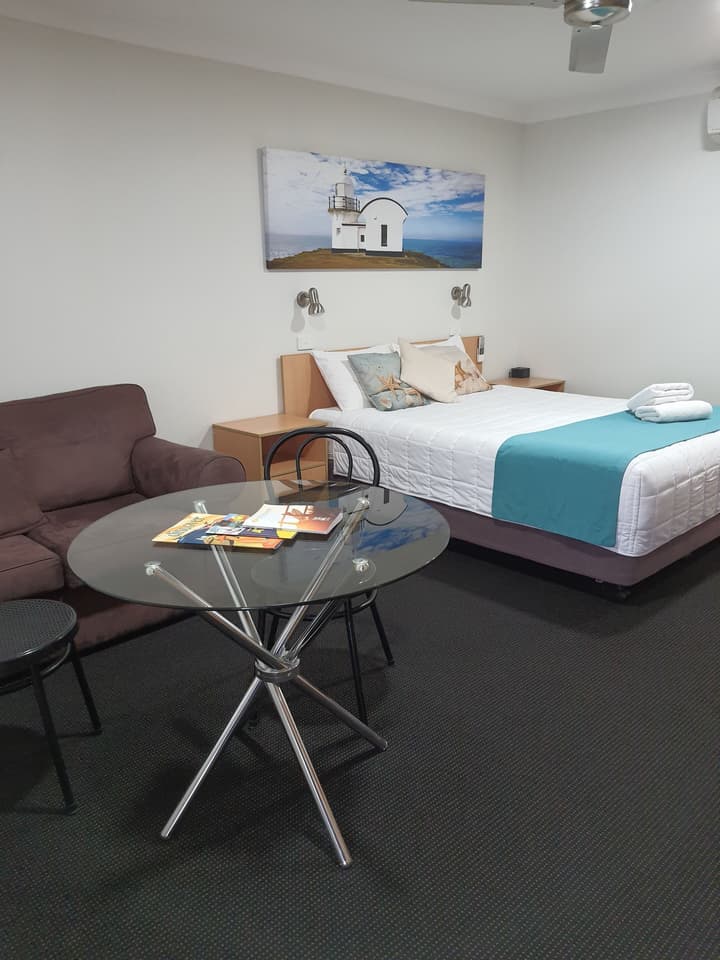 Aston Hill Motor Lodge