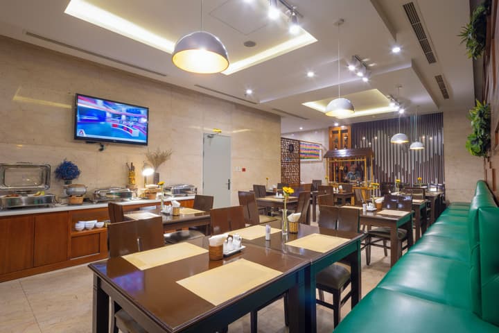 White Lotus Hotel Saigon