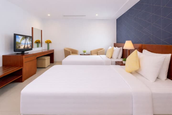 White Lotus Hotel Saigon