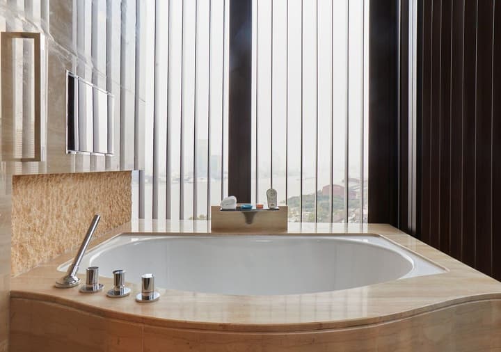 Mandarin Oriental Pudong, Shanghai