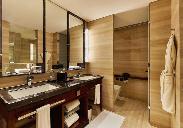 Mandarin Oriental Pudong, Shanghai