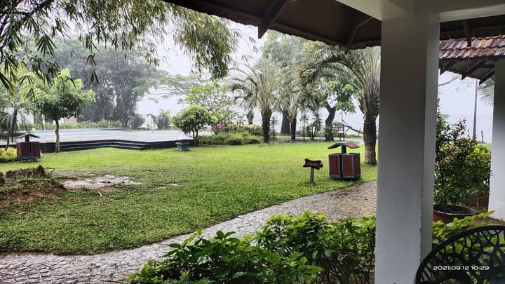 Deshadan Backwater Resort