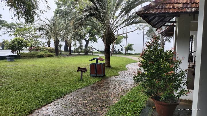 Deshadan Backwater Resort