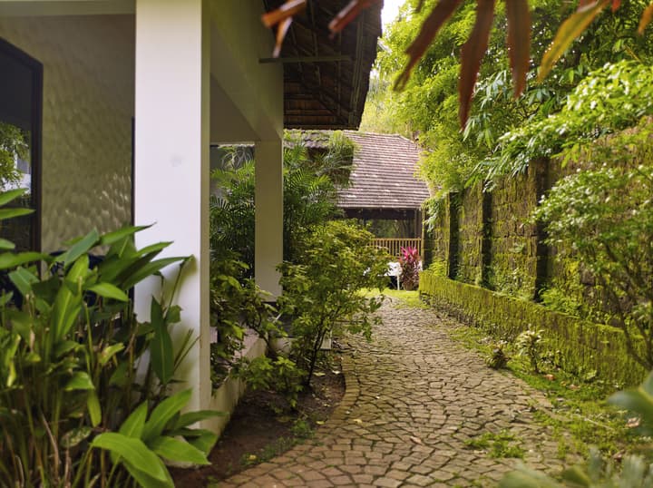 Deshadan Backwater Resort