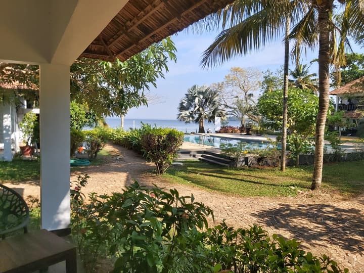 Deshadan Backwater Resort