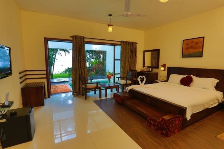 Deshadan Backwater Resort