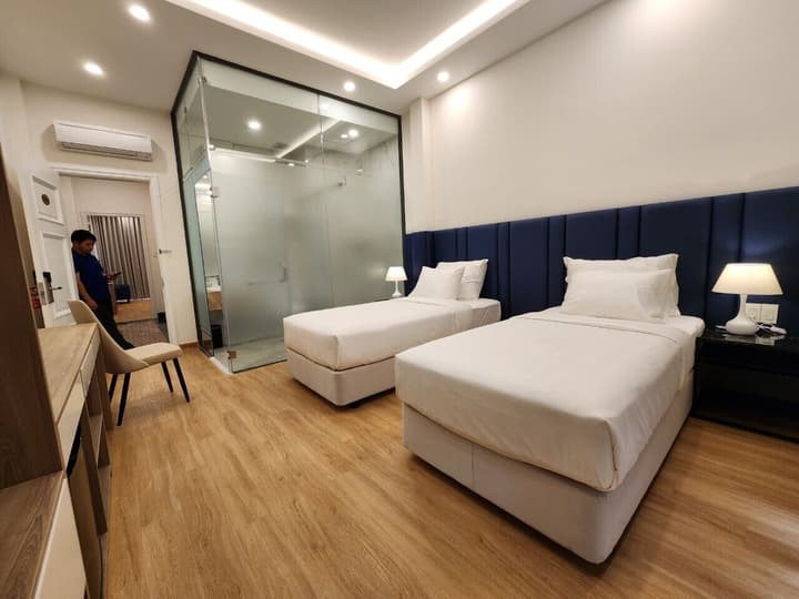 Ruby Hotel
