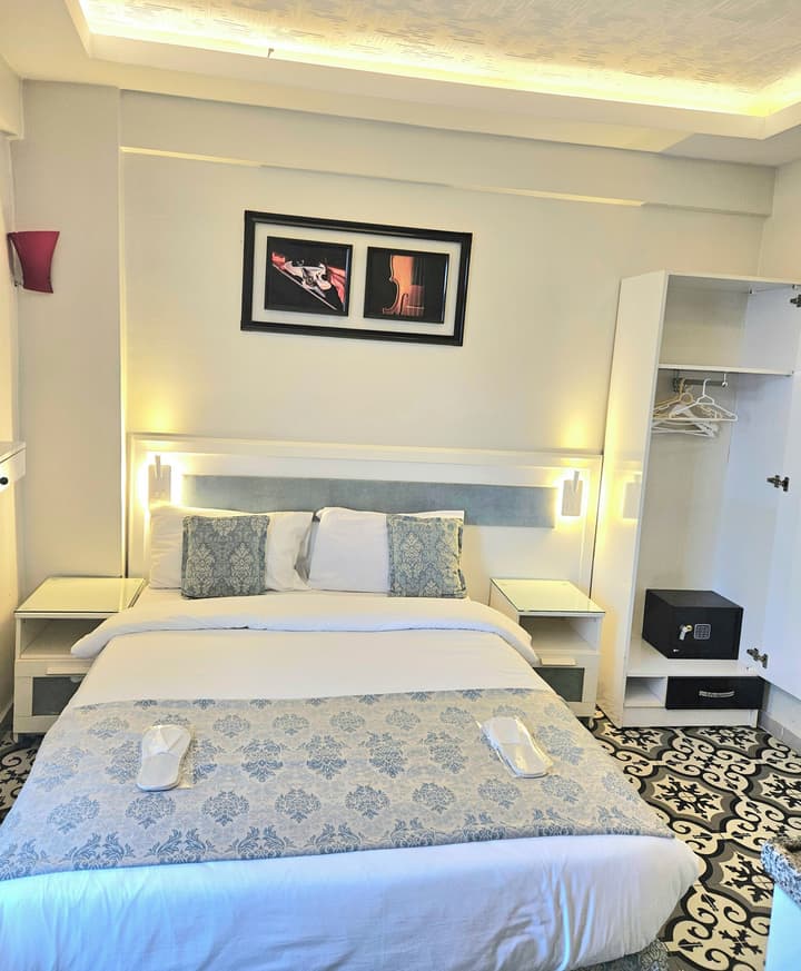 Lemon Residence