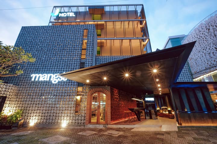 J Hotels Kuta