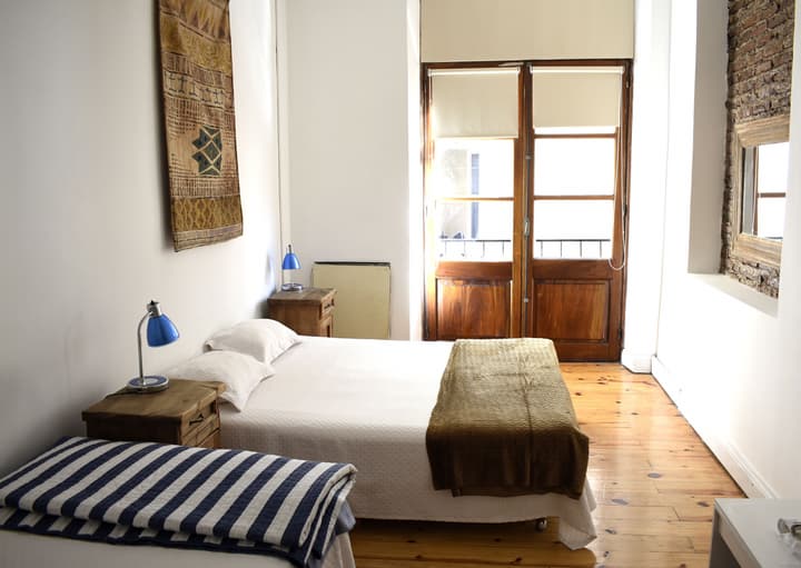 BA Stop Hotel House