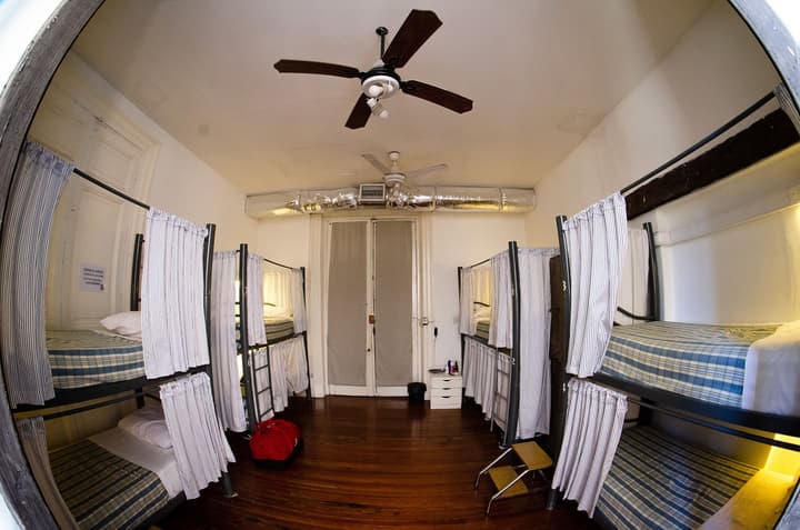BA Stop Hotel House