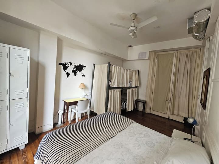 BA Stop Hotel House