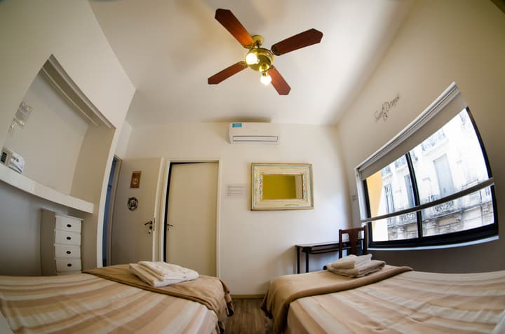 BA Stop Hotel House