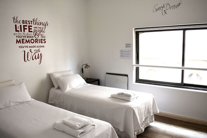 BA Stop Hotel House