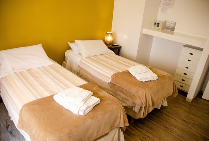 BA Stop Hotel House