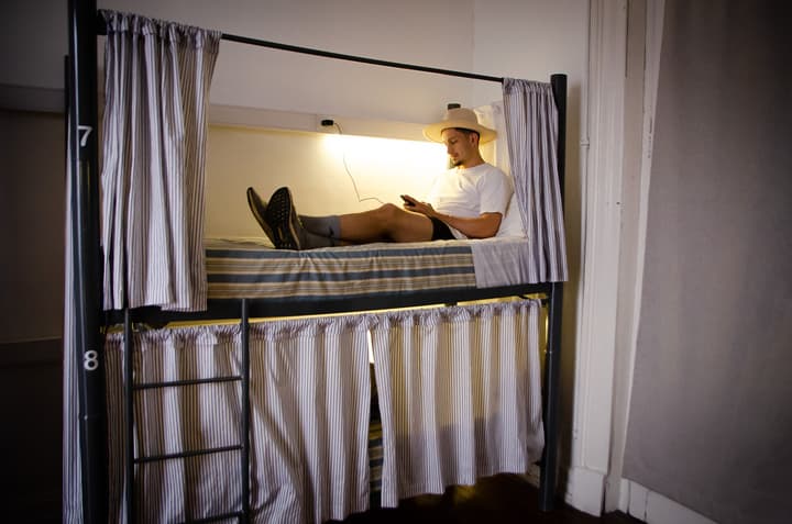 BA Stop Hotel House