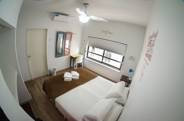 BA Stop Hotel House