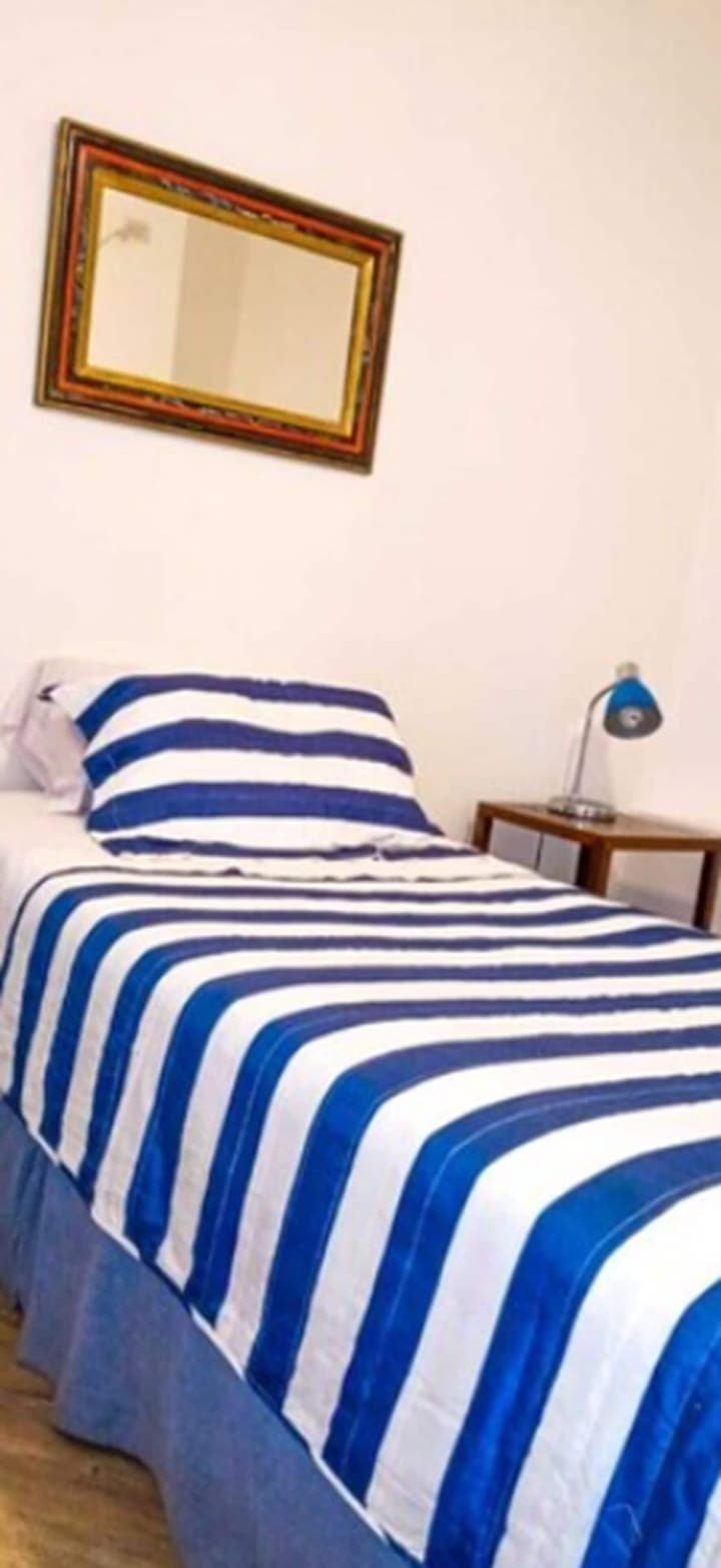 BA Stop Hotel House