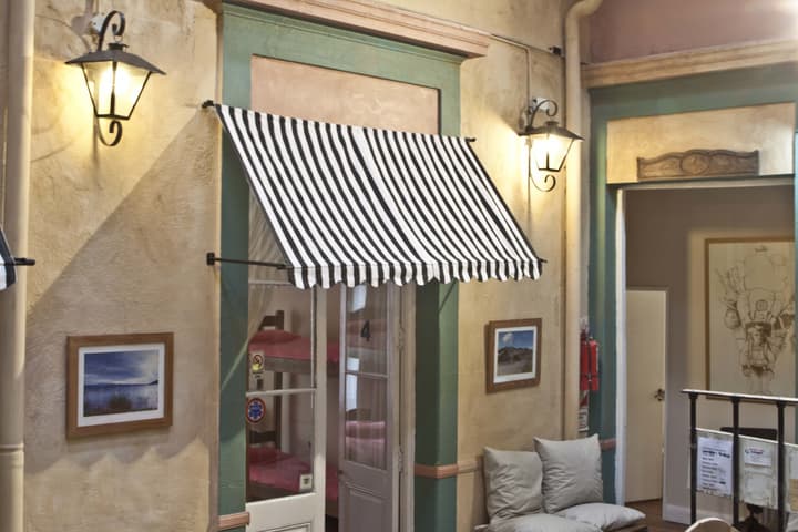 BA Stop Hotel House