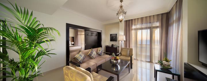 Bahi Ajman Palace Hotel