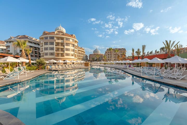 Kirman Belazur Resort & Spa - All Inclusive