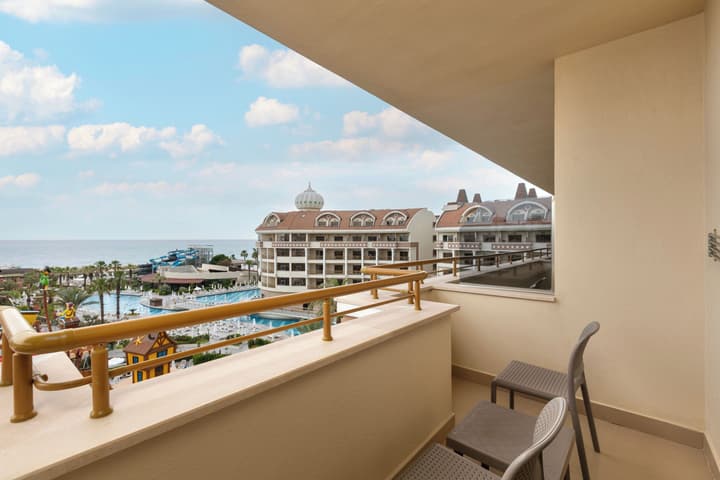 Kirman Belazur Resort & Spa - All Inclusive