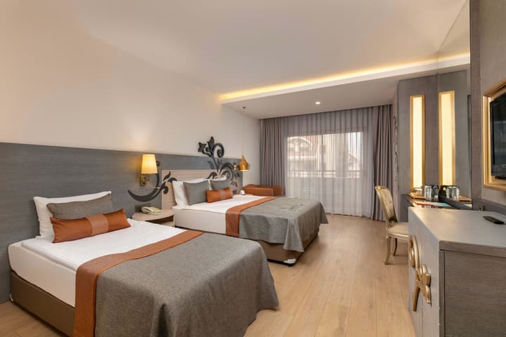 Kirman Belazur Resort & Spa - All Inclusive