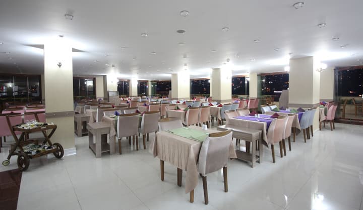 Grand Corner Hotel - Boutique Class
