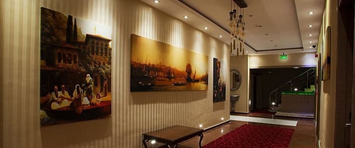 Grand Corner Hotel - Boutique Class